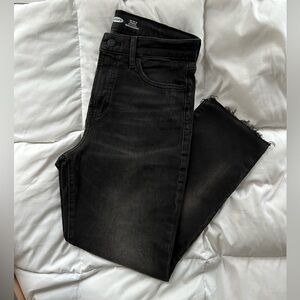 NWOT Old Navy Sky-Hi Straight Jean